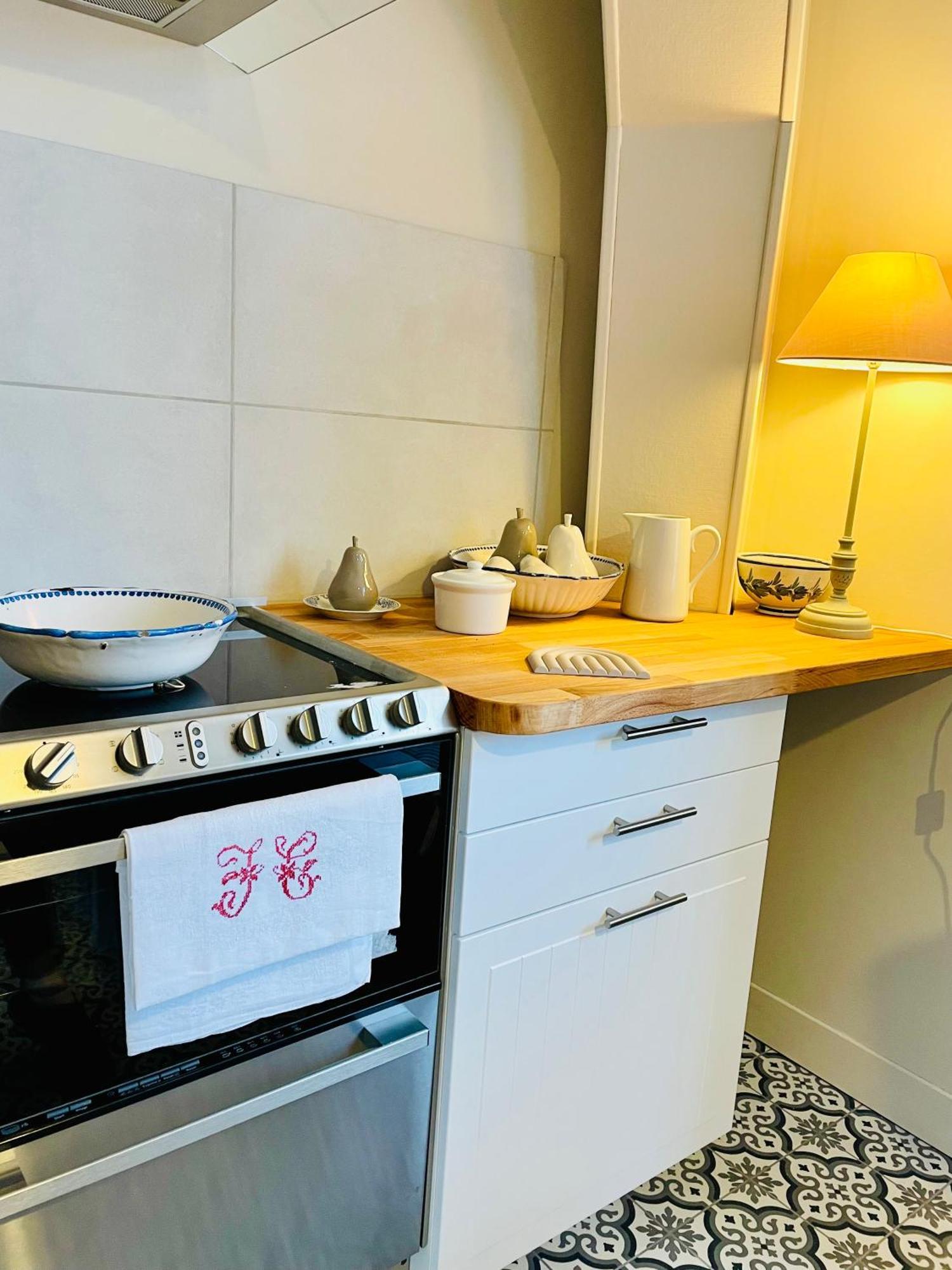 Belle Fontaine Hotel บัวร์ ภายนอก รูปภาพ