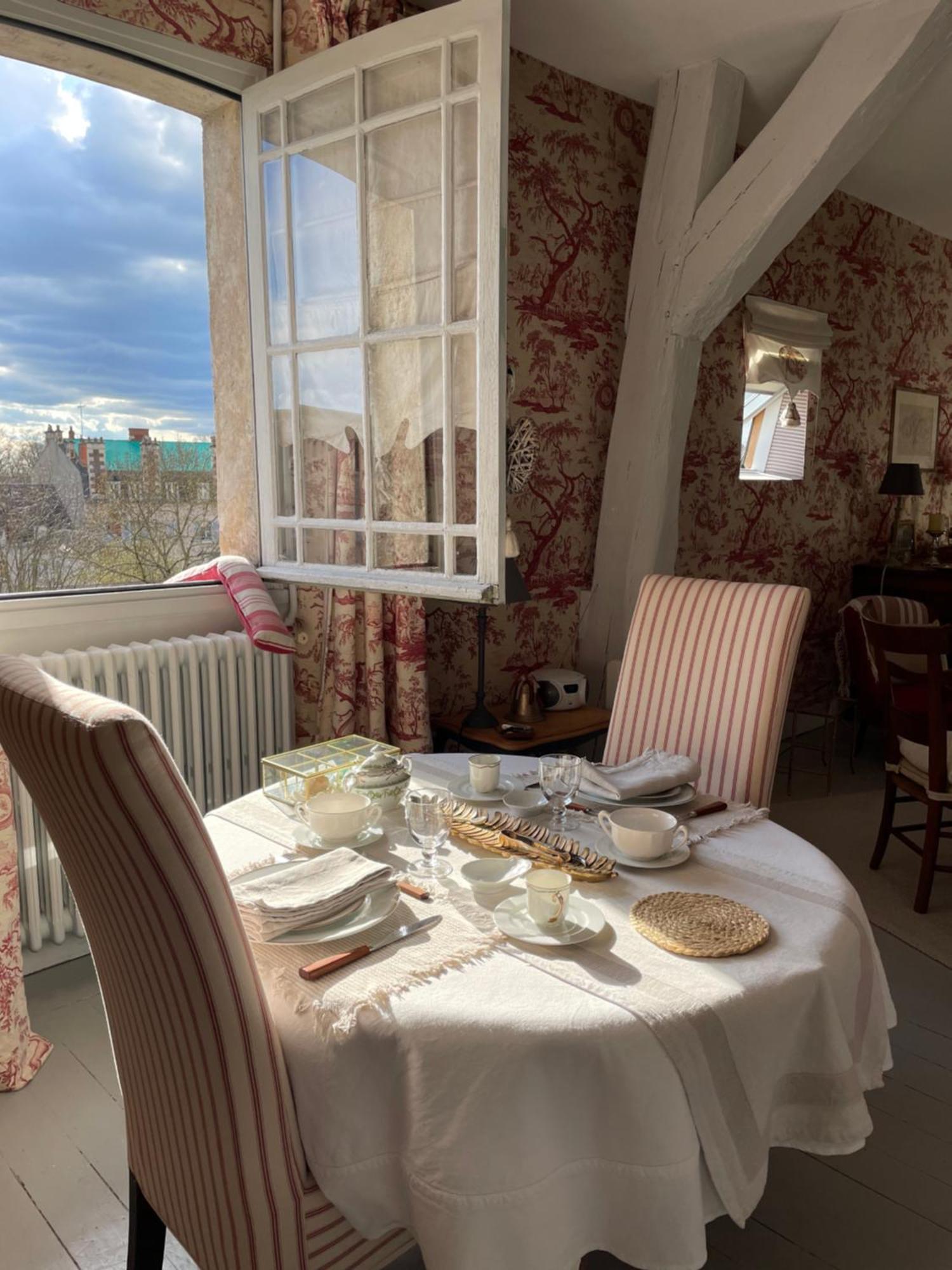 Belle Fontaine Hotel บัวร์ ภายนอก รูปภาพ